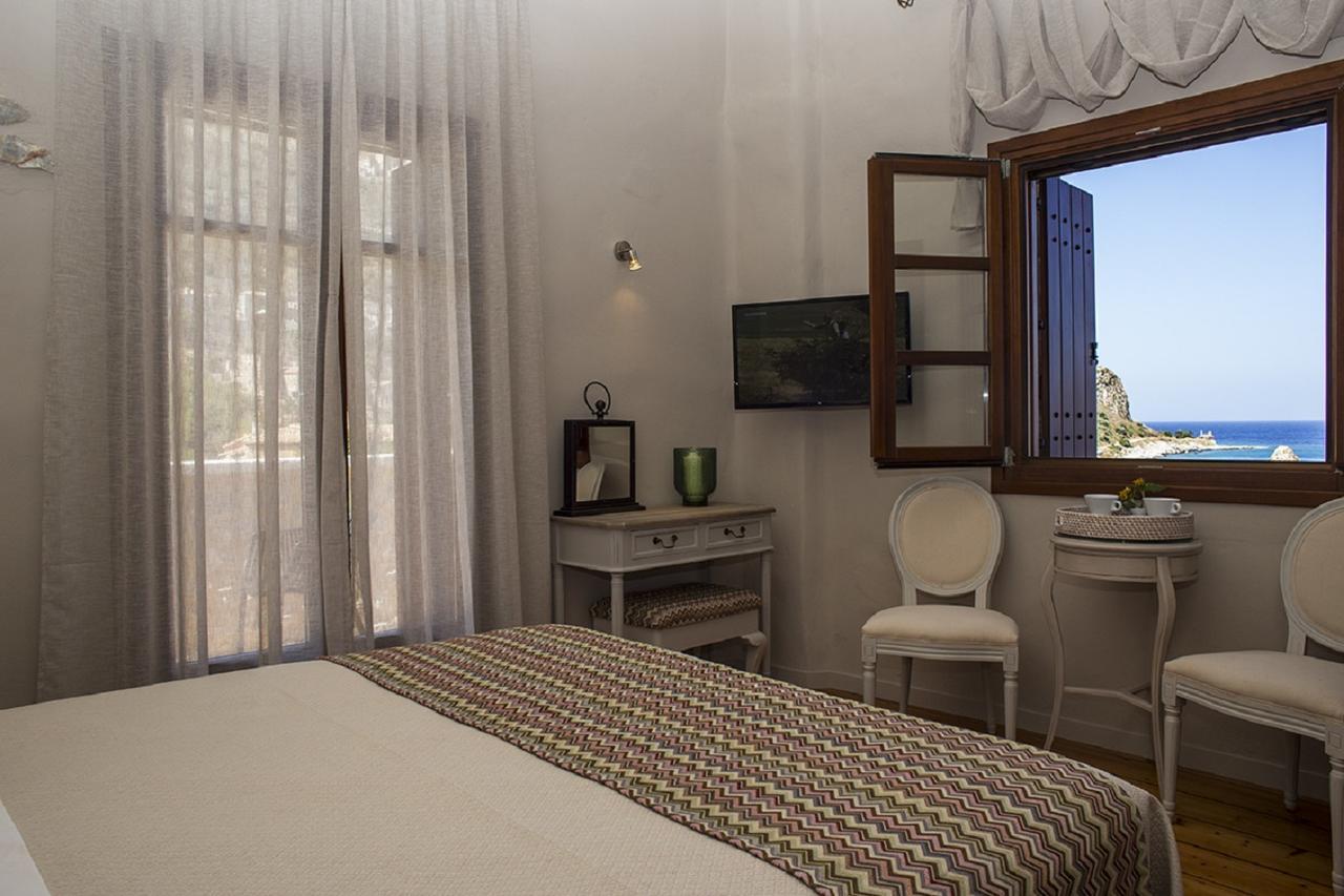 Limeni Inn Boutique Hotel Adults Only 12Plus Exteriör bild