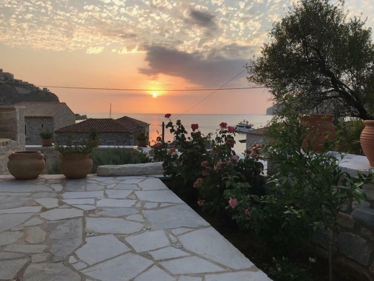 Limeni Inn Boutique Hotel Adults Only 12Plus Exteriör bild